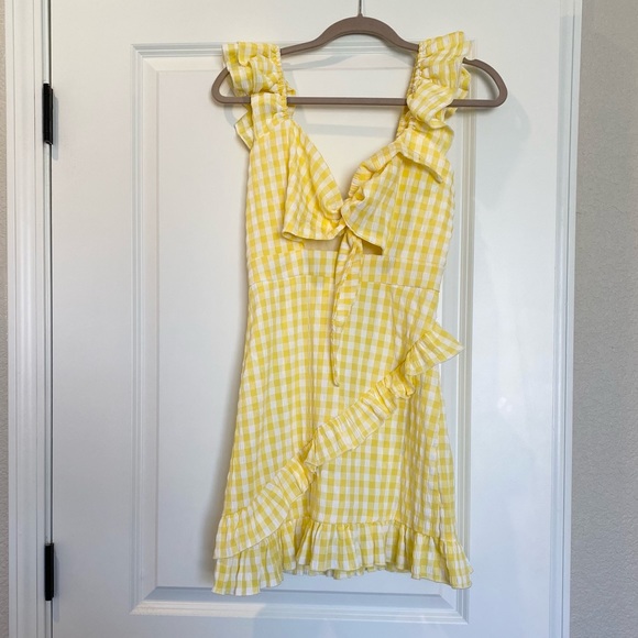 Yellow gingham print dress - Picture 2 of 8